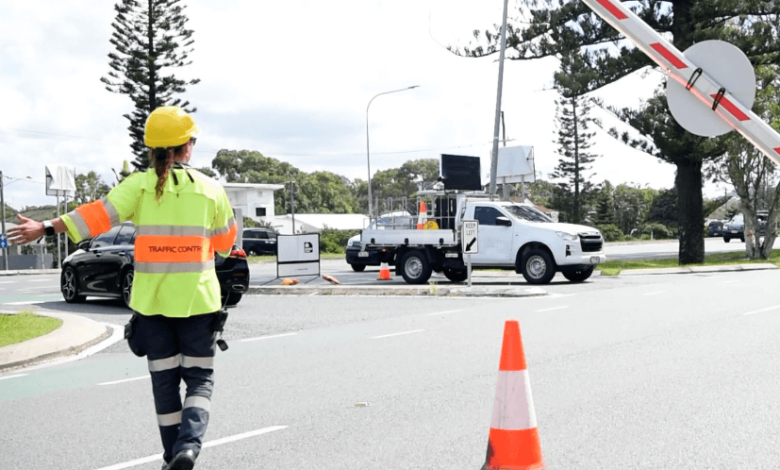 What Does the Traffic Controller Course Cover?