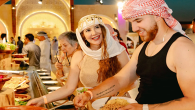 Why Choose a Premium Desert Safari with Live Cooking Stations in Dubai?