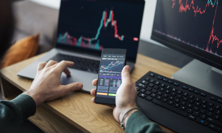 Two Paths, One Market: Mastering the Art of Short-Term Trading and Strategic Long-Term Investing